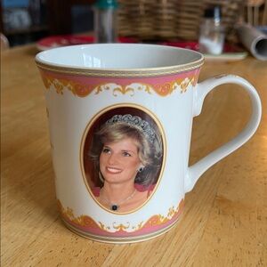 Princess Diana White and Gold Porcelain Mug